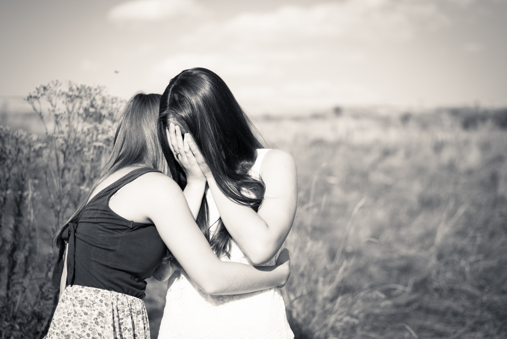 7 Ways To Support Someone Who Is Grieving - Seattle Grief & Loss Therapist